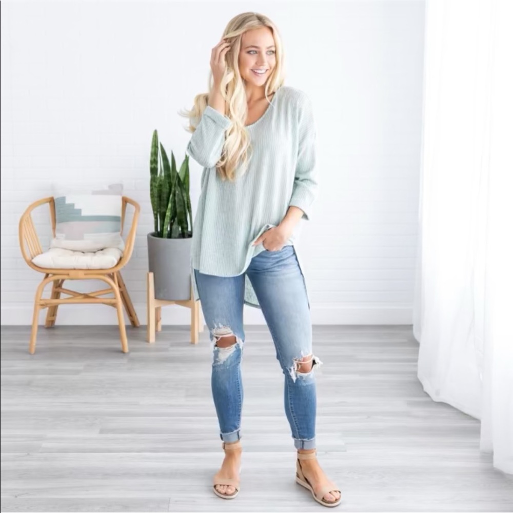 Anna v-neck tunic